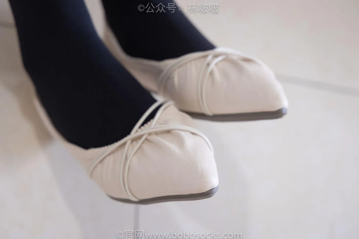 [BoBoSocks袜啵啵]NO.029 小甜豆-平底鞋、厚黑丝、厚肉丝、踩饼干剧情 [144P]插图4